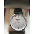 brand oem wrist watch minimalist stainless steel back water resistant watch man woman wristwatch green